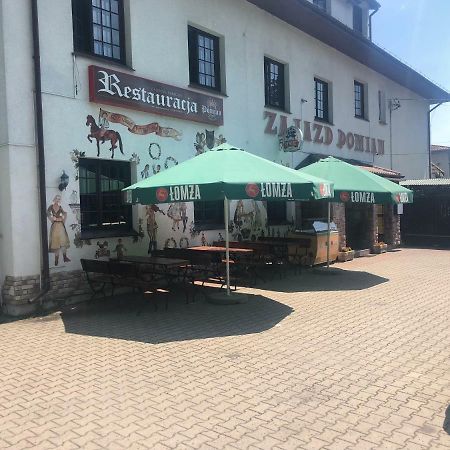 Zajazd Pomian Ozarow Mazowiecki Bagian luar foto